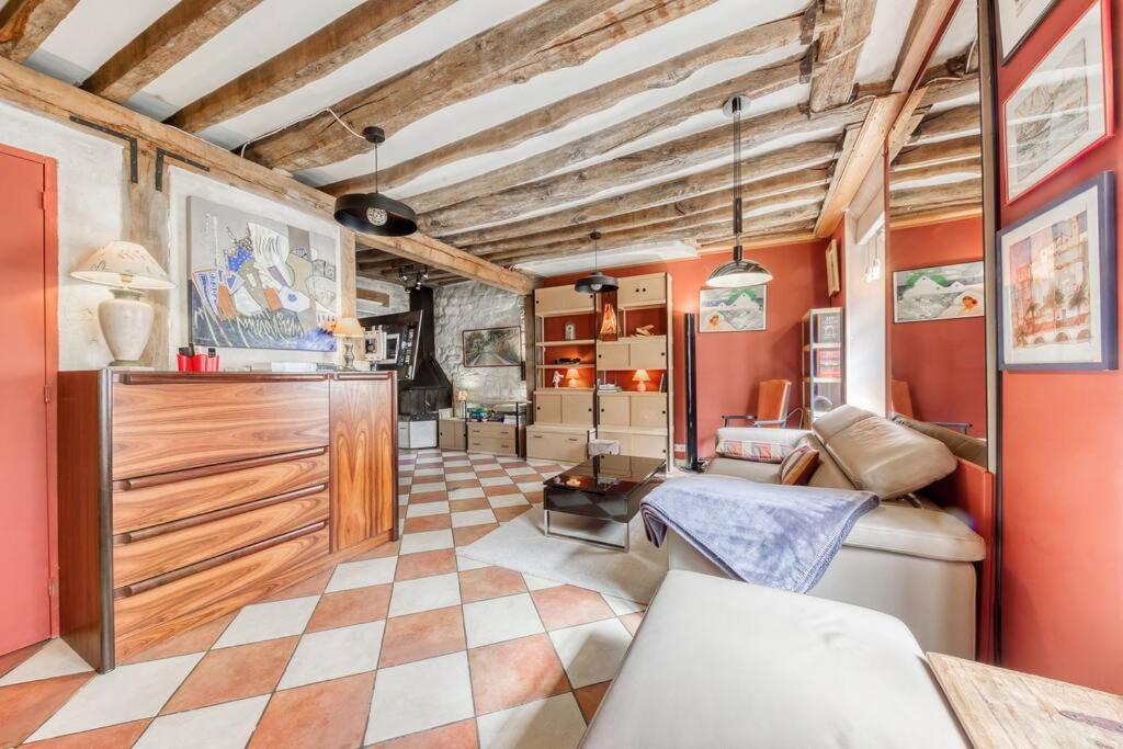 Appartement De Caractere Avec Jardinet Privatif A 1 Min Metro 1, Paris, Disneyland Vincennes Exterior foto